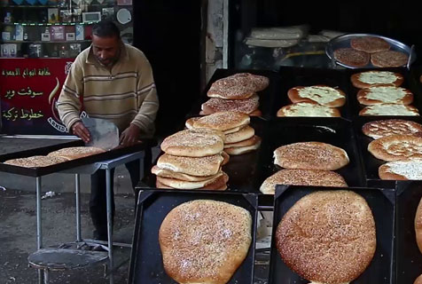  إدلب.. أجواء رمضانية في ظروف استثنائية