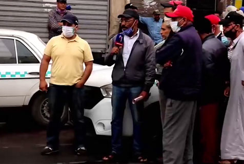 سائقو سيارات الأجرة في المغرب يحتجون على سوء أوضاعهم