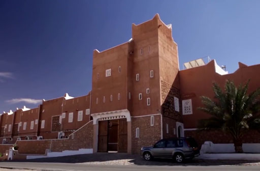 مدينة في صحراء الجزائر مبنية بطراز معماري متوارث منذ القرون 